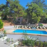 Kapahi Hotel Pefkari