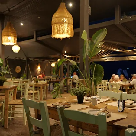 Kapahi Hotel Pefkari