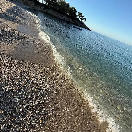 Hotel Kapahi 2*