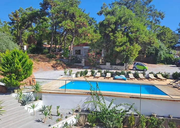 Kapahi Hotel Pefkari